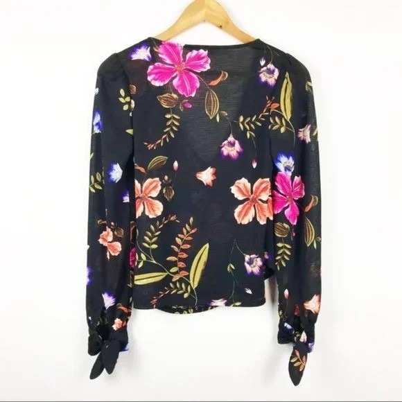 Express XS Floral Wrap Top Black Pink Long Sleeve Tie Cuffs Cottagecore Chic - Picture 4 of 9